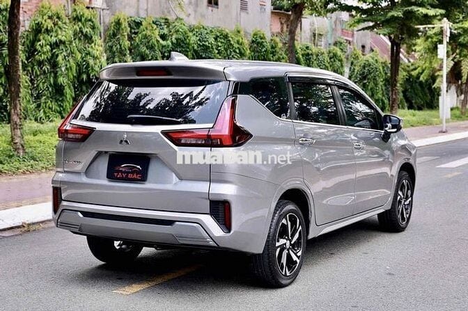 Mitsubishi Xpander Premium 2023 Bạc Tự động 65.000