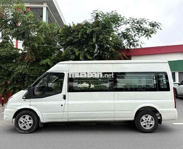 Ford Transit Trắng 3 chỗ