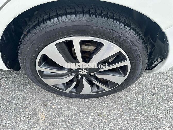 Suzuki Swift GLX 1.2 Full -2019 Trắng rất mới.