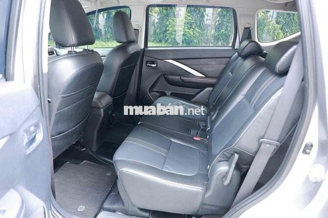 Mitsubishi Xpander Premium 2023 Bạc Tự động 65.000