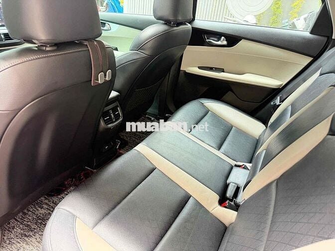 Kia K3 Luxury 2024 Đỏ 5382 km