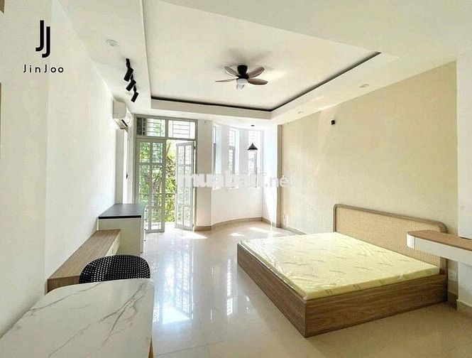 CHO THUÊ PHÒNG BAN CÔNG THOÁNG NHIỀU ÁNH SÁNG NGAY TRẦN HƯNG ĐẠO