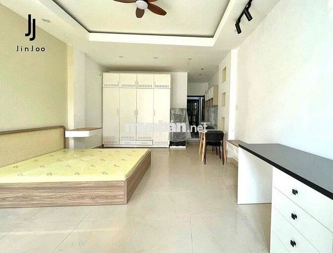 CHO THUÊ PHÒNG BAN CÔNG THOÁNG NHIỀU ÁNH SÁNG NGAY TRẦN HƯNG ĐẠO