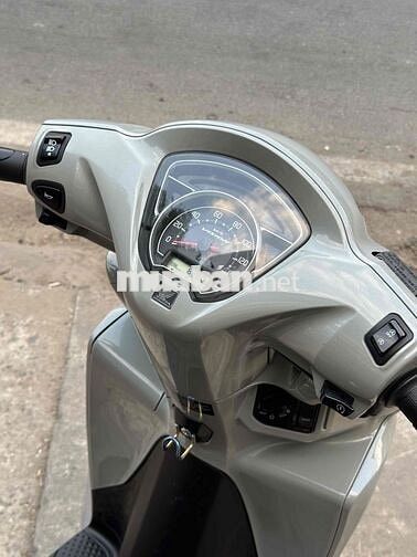 GÓP 0 LS- Vision 2024 Xám 8000km - BS TPHCM