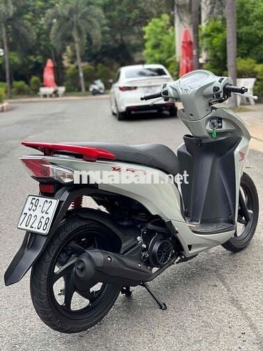 Honda Vision 2017 BSTP đuôi 68 lộc phát