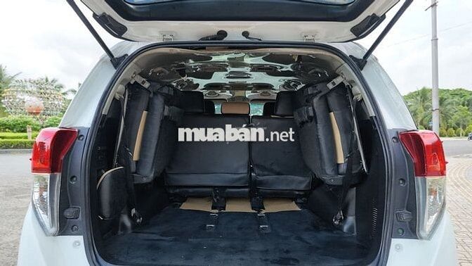 Toyota Innova 2016 Trắng 7 chỗ