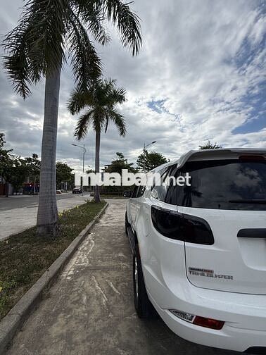 Chevrolet Trailblazer Số sàn Trắng