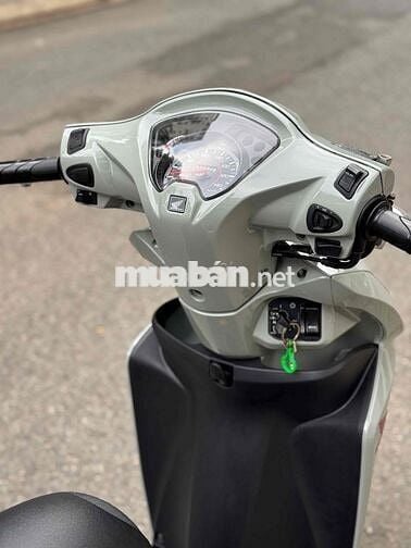 Honda Vision 2017 BSTP đuôi 68 lộc phát