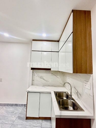 NHÀ MỚI, HẺM LẠC LONG QUÂN, 25M2, 2PN, VÀO Ở LIỀN, CHỈ 2.95 TỶ