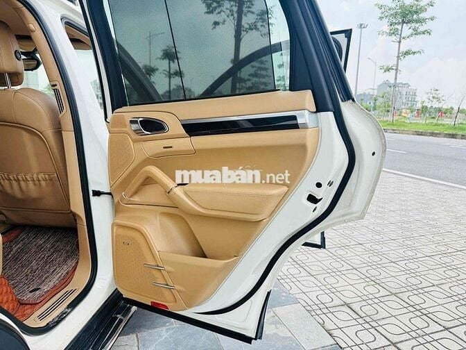 Porsche Cayenne 2011 Trắng Nhập khẩu