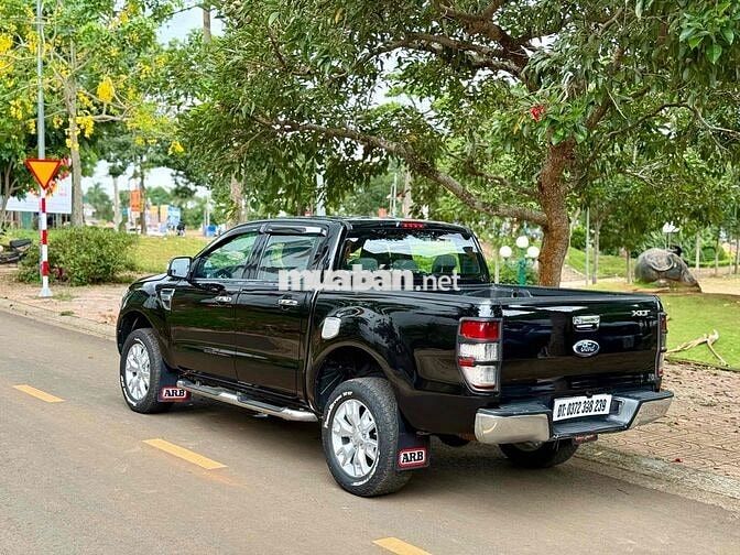 Ford Ranger XLT 2013 Số sàn Dầu Đen