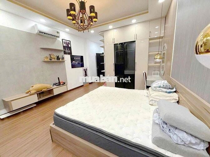 cho thuê nhà MT đường Huỳnh tấn phát Q7 vừa ở vừa kinh doanh