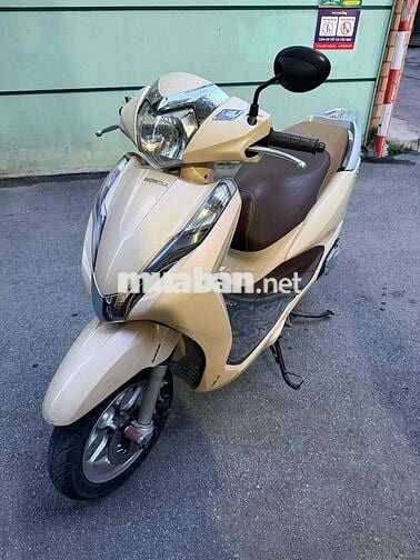 Honda Lead 2018 Vàng kem