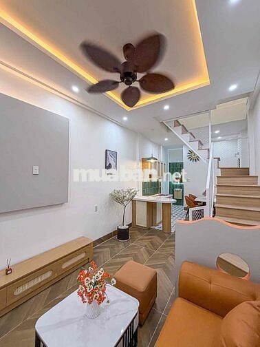 nhà bán 53 huynh thúc kháng ngay chợ