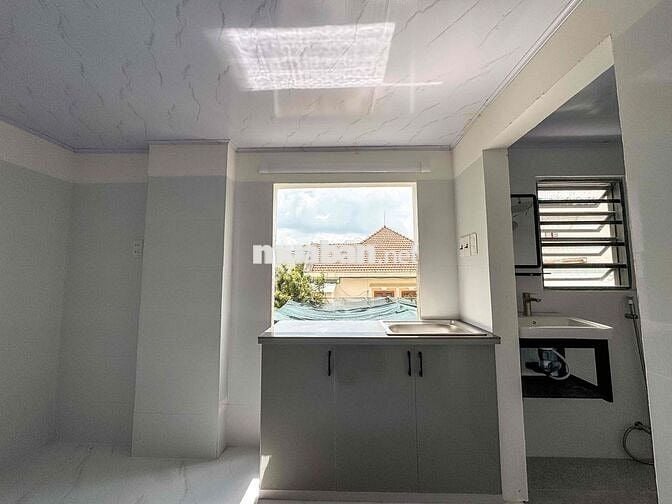 Dự Án Mới 100% - Cửa Sổ Trời - Ngay ĐH NTT