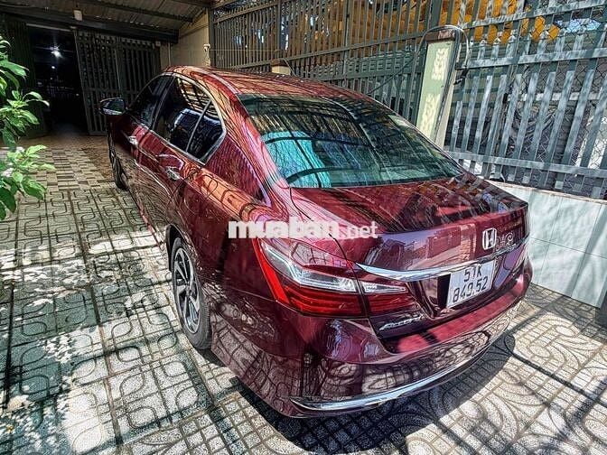 Honda Accord 2017 2.4L Đỏ