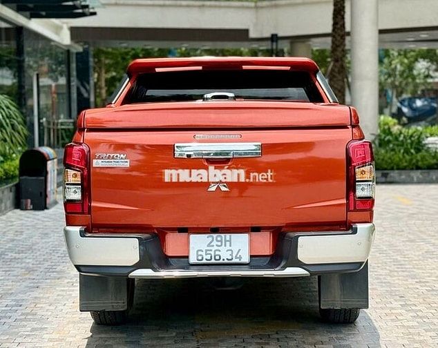 Mitsubishi Triton 2022 Tự động Dầu Cam