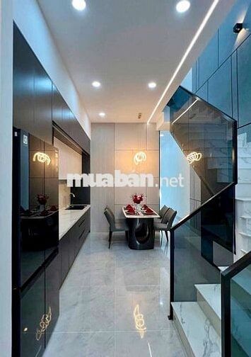 NHÀ CAO CẤP - GẦN BV NHI ĐỒNG, ĐẠI HỌC FPT