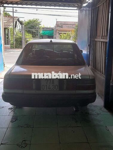 Nhà Em Bán Xe ToYoTa CoRolla Máy Ngon Có Máy lạnh