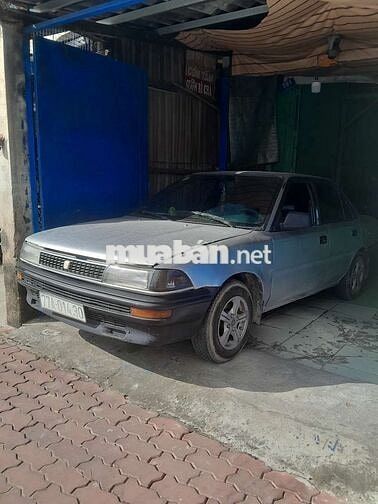 Nhà Em Bán Xe ToYoTa CoRolla Máy Ngon Có Máy lạnh