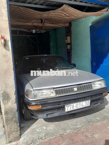 Nhà Em Bán Xe ToYoTa CoRolla Máy Ngon Có Máy lạnh