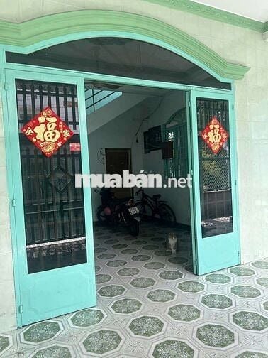 NHÀ NGAY CẦU VƯỢT LINH XUÂN, NGANG 8 DÀI 13 3PN 2WC. Ở GIA ĐÌNH, NHÓM