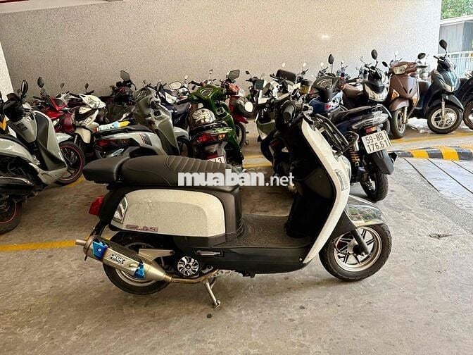 Yamaha Cuxi FI 2012 Trắng Cute !!!
