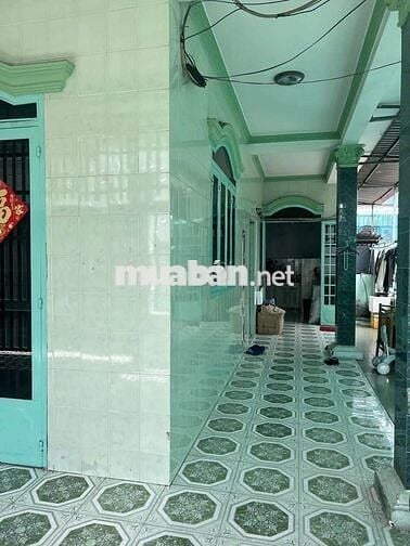 NHÀ NGAY CẦU VƯỢT LINH XUÂN, NGANG 8 DÀI 13 3PN 2WC. Ở GIA ĐÌNH, NHÓM