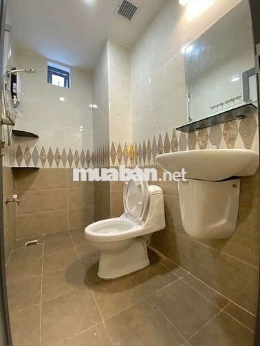 🏙️ Studio Mặt Tiền Đường • Cửa Sổ Trời Lớn • Full Nội Thất • Thang Máy