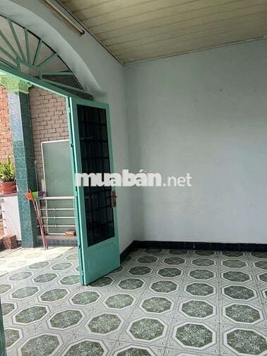 NHÀ NGAY CẦU VƯỢT LINH XUÂN, NGANG 8 DÀI 13 3PN 2WC. Ở GIA ĐÌNH, NHÓM