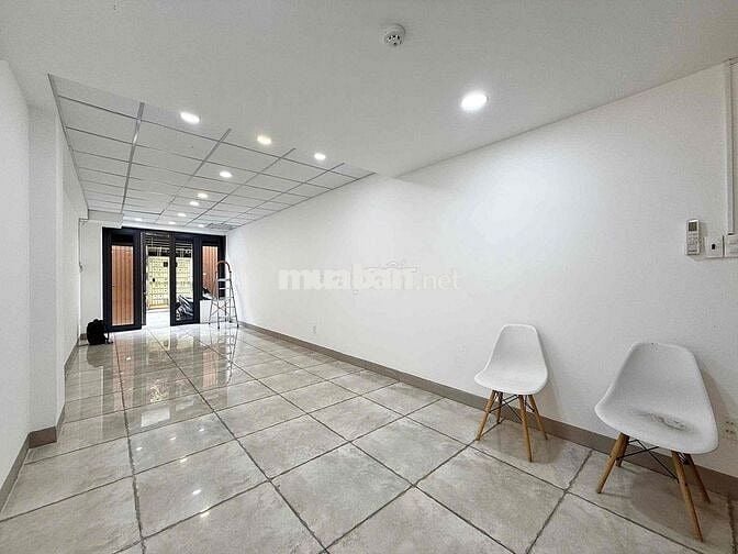 MẶT BẰNG KINH DOANH MỚI - SẴN MÁY LẠNH - ÚT TỊCH SÁT BỜ KÈ HOÀNG SA