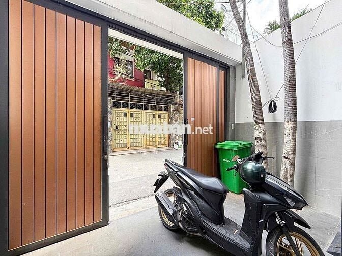 MẶT BẰNG KINH DOANH MỚI - SẴN MÁY LẠNH - ÚT TỊCH SÁT BỜ KÈ HOÀNG SA
