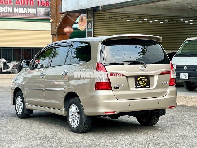 Toyota Innova 2014