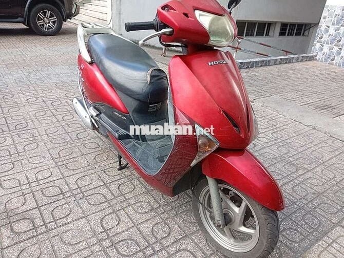 Honda Lead Fi 2010 màu Đỏ