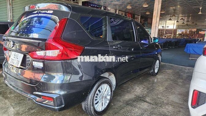 Suzuki Ertiga 2024 Đen 7 chỗ