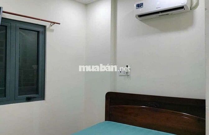 nhà đầy đủ NT ngay Trung tâm Q1 , 15tr