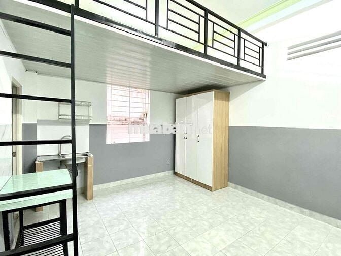 DUPLEX CỬA SỔ CÁCH LOTTE Q7 CHƯA TỚI 1KM TRUNG TÂM TÂN QUY