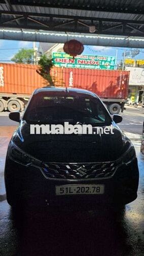 Suzuki Ertiga 2024 Đen 7 chỗ