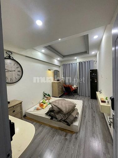 Ngô Gia Tự Quận 10, DT 41m2 4 tầng 5PN, tặng full nội thất, cách MT 30