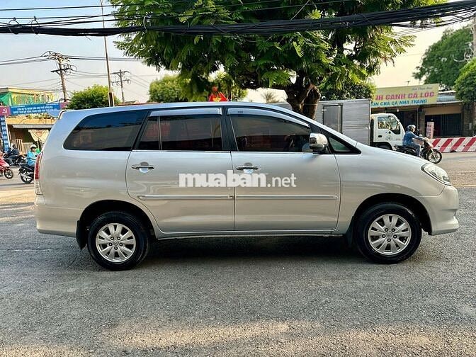 Toyota Innova 2009 