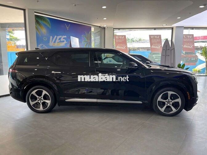 VinFast VF 9 ECO Đen SUV điện Việt Nam