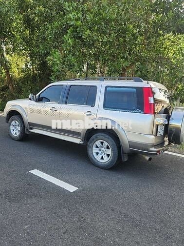 Ford Everest 2008 4x2 MT Vàng cát