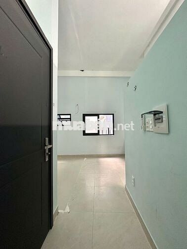 STUDIO NHỎ XINH NGAY ĐH VĂN LANG - 25M2 - FULL NT-CỬA SỔ TRỜI ĐÓN NẮNG