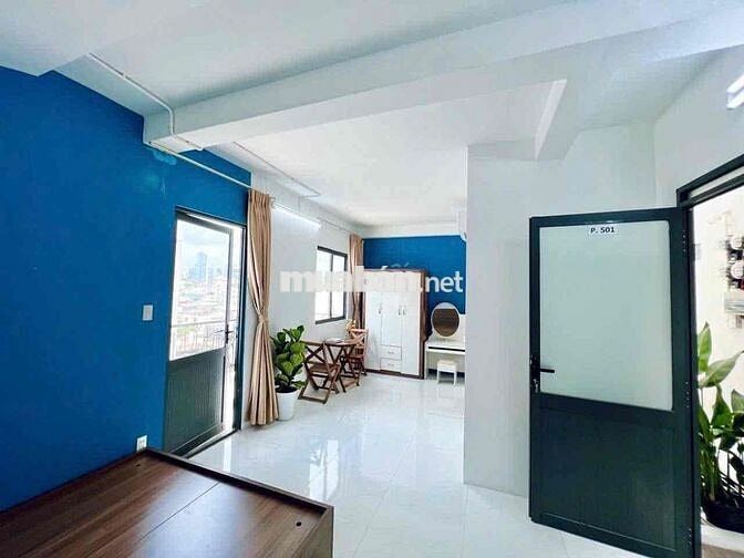 Cho thuê căn hộ 1PN tách bếp, Ban công, Thang máy ngay Nguyễn Trãi Q1