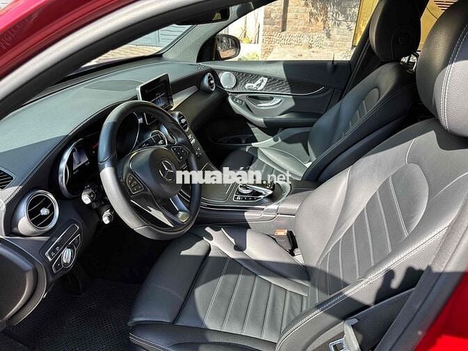 Mercedes GLC300 4matic sx 2017 60000km Đỏ