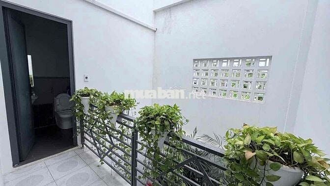 257 CHO THUÊ NHÀ 2.5 TẦNG VIEW CÔNG VIÊN XANH MÁT