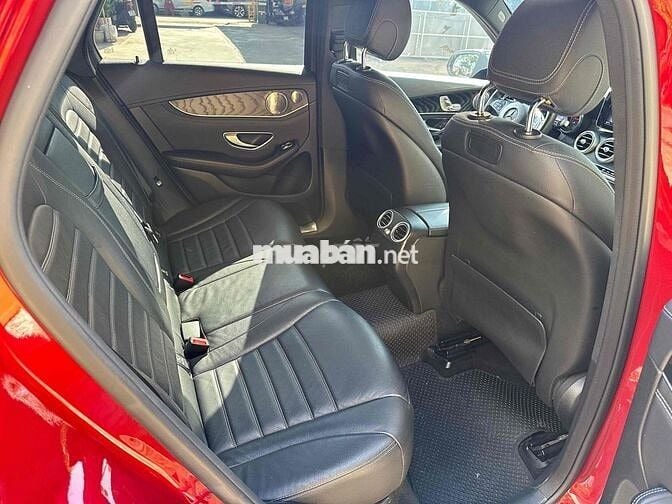 Mercedes GLC300 4matic sx 2017 60000km Đỏ