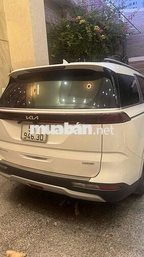 Kia Carnival Luxury 2.2D 2022 Trắng Tự động