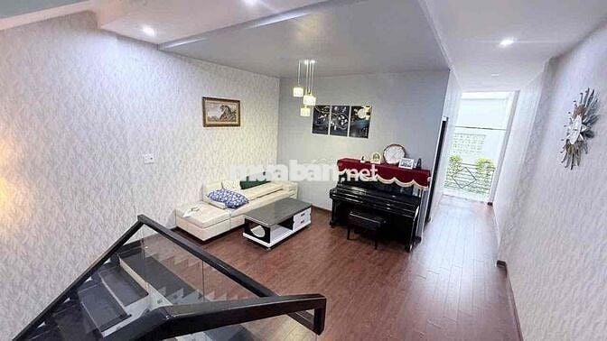 257 CHO THUÊ NHÀ 2.5 TẦNG VIEW CÔNG VIÊN XANH MÁT