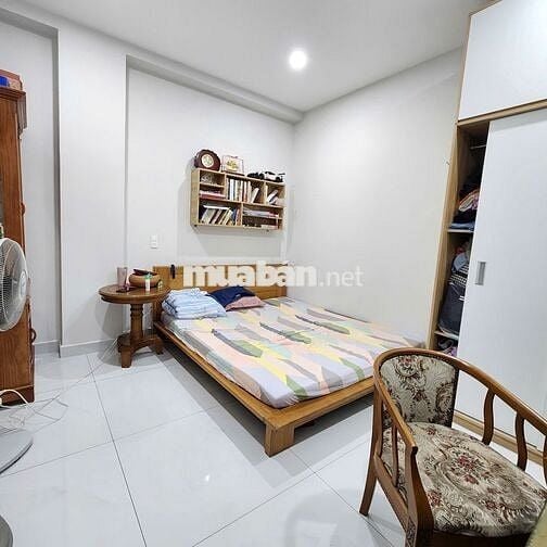 cho thuê nguyên tầng 2 tòa nhà TL 10 & Lê Đình Cẩn, 6 x 14m, 3pn2wc